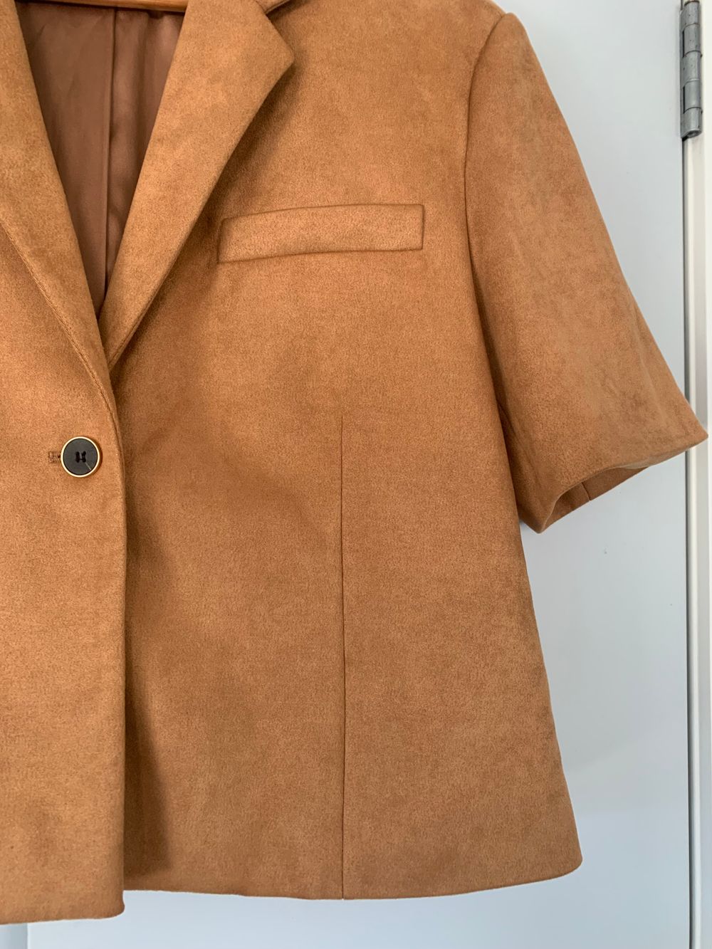Knuefermann tan Brown Cropped Blazer micro suede short sleeves image 4