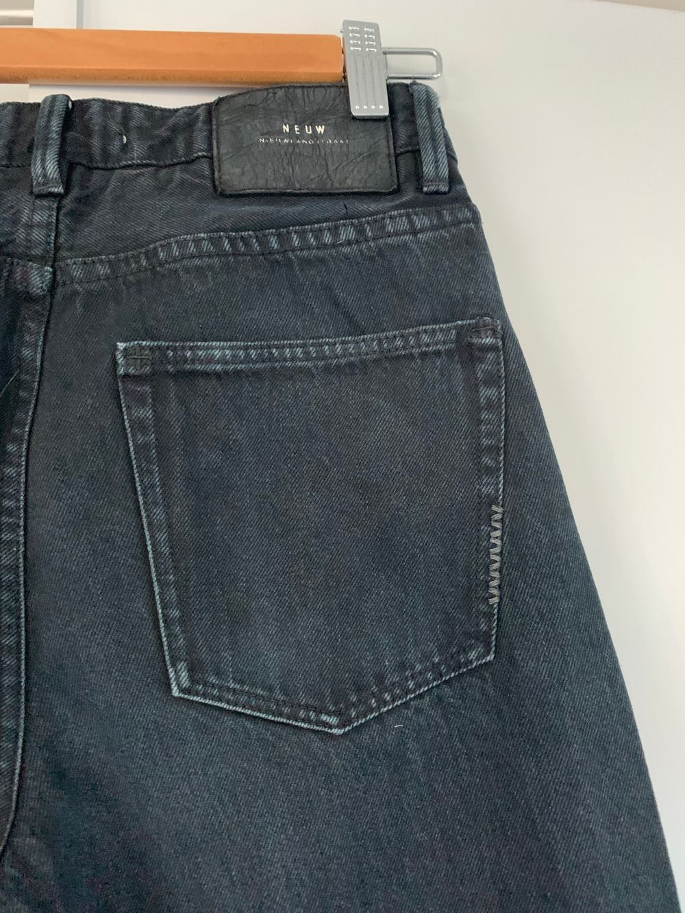 Neuw straight Edie Jeans black high waisted distressed size 26 image 9