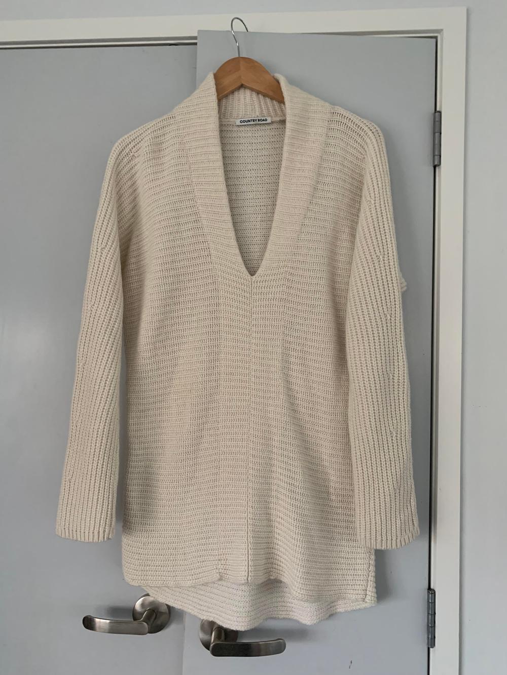 Country Road wool cashmere beige Cream Knit Jumper V neck relaxed fit classic winter basic