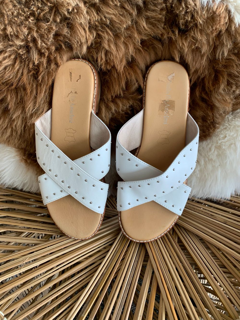 Isabella Anselmi slides leather White flats Studded Sandals size 38 new