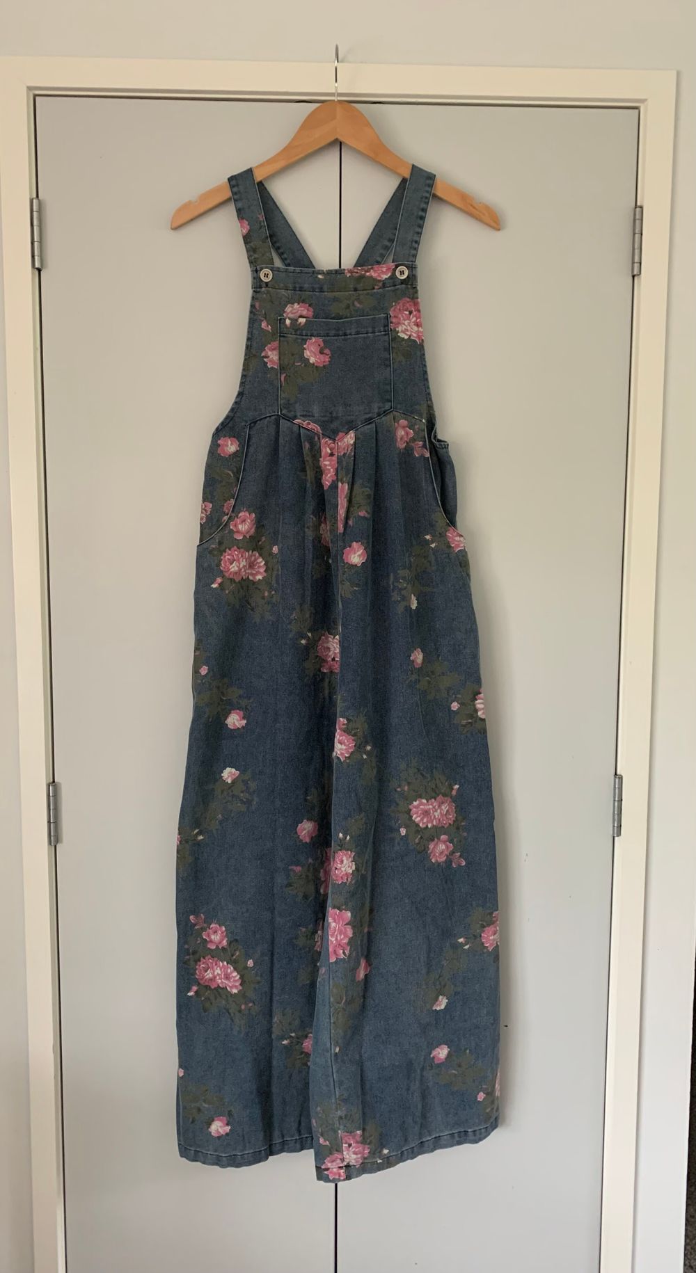 Vintage wide leg Floral Denim Overalls pleated dungarees blue pink size S groovy 8 / 10