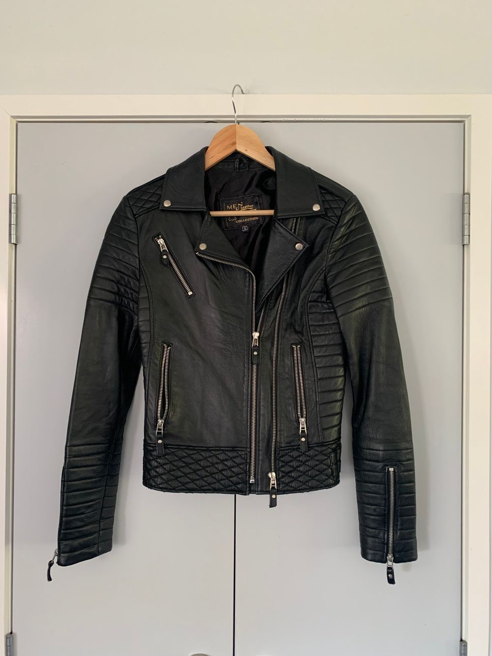 Leather biker jacket zip quilted lamb skin image 2