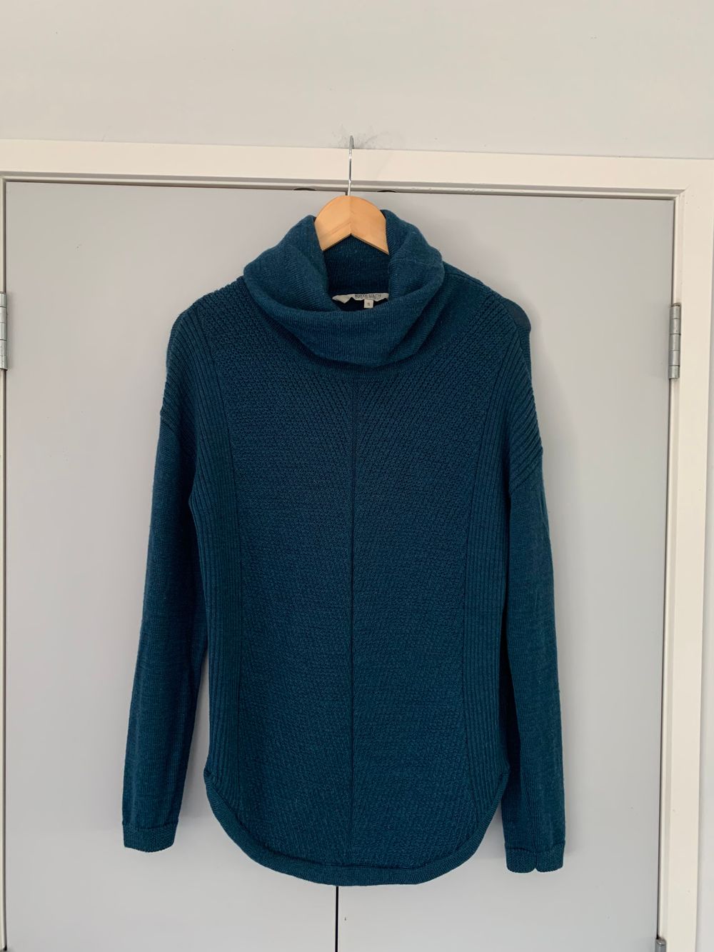 North South Merino Blue teal wool Knit Jumper turtle neck cowl relaxed fit S 8/10 autumn winter
