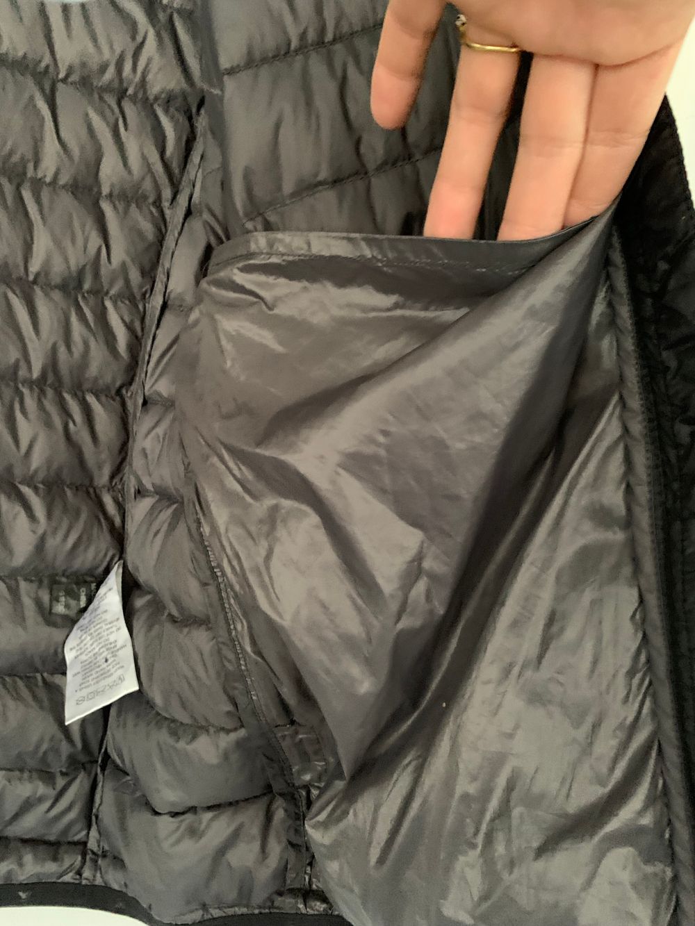 Macpac down puffer jacket padded coat S/M lightweight winter outdoors relaxed fit image 6