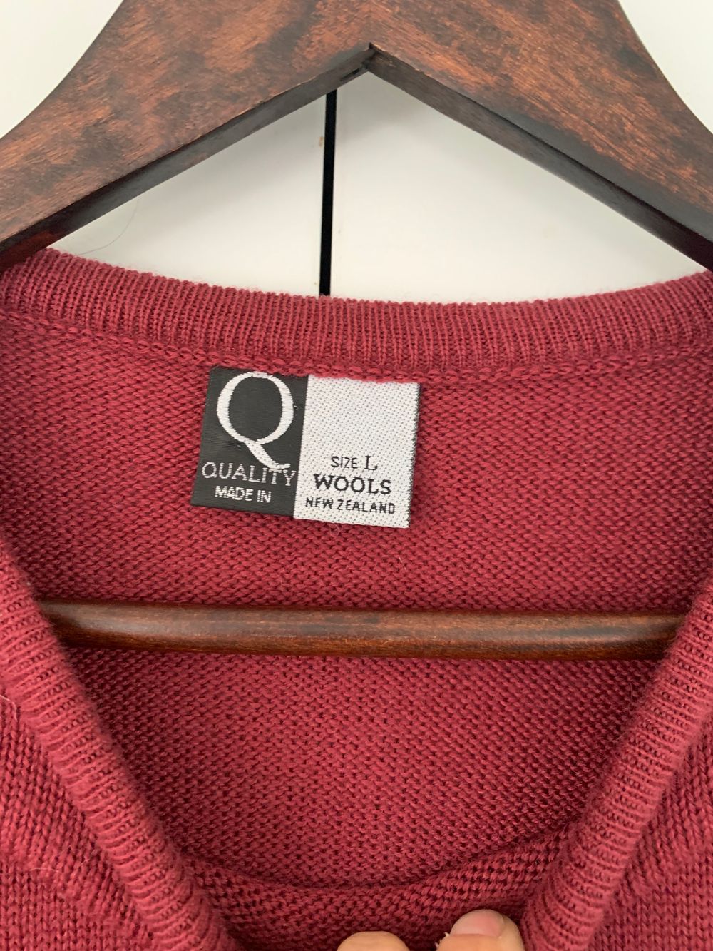 Vintage wool jumper pink raspberry crew neck relaxed fit Nz made autumn winter image 7