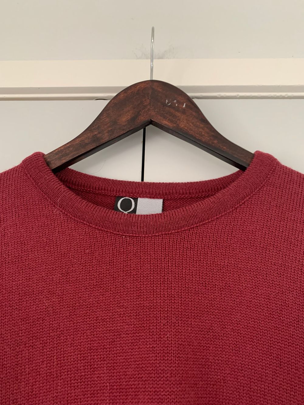 Vintage wool jumper pink raspberry crew neck relaxed fit Nz made autumn winter image 3