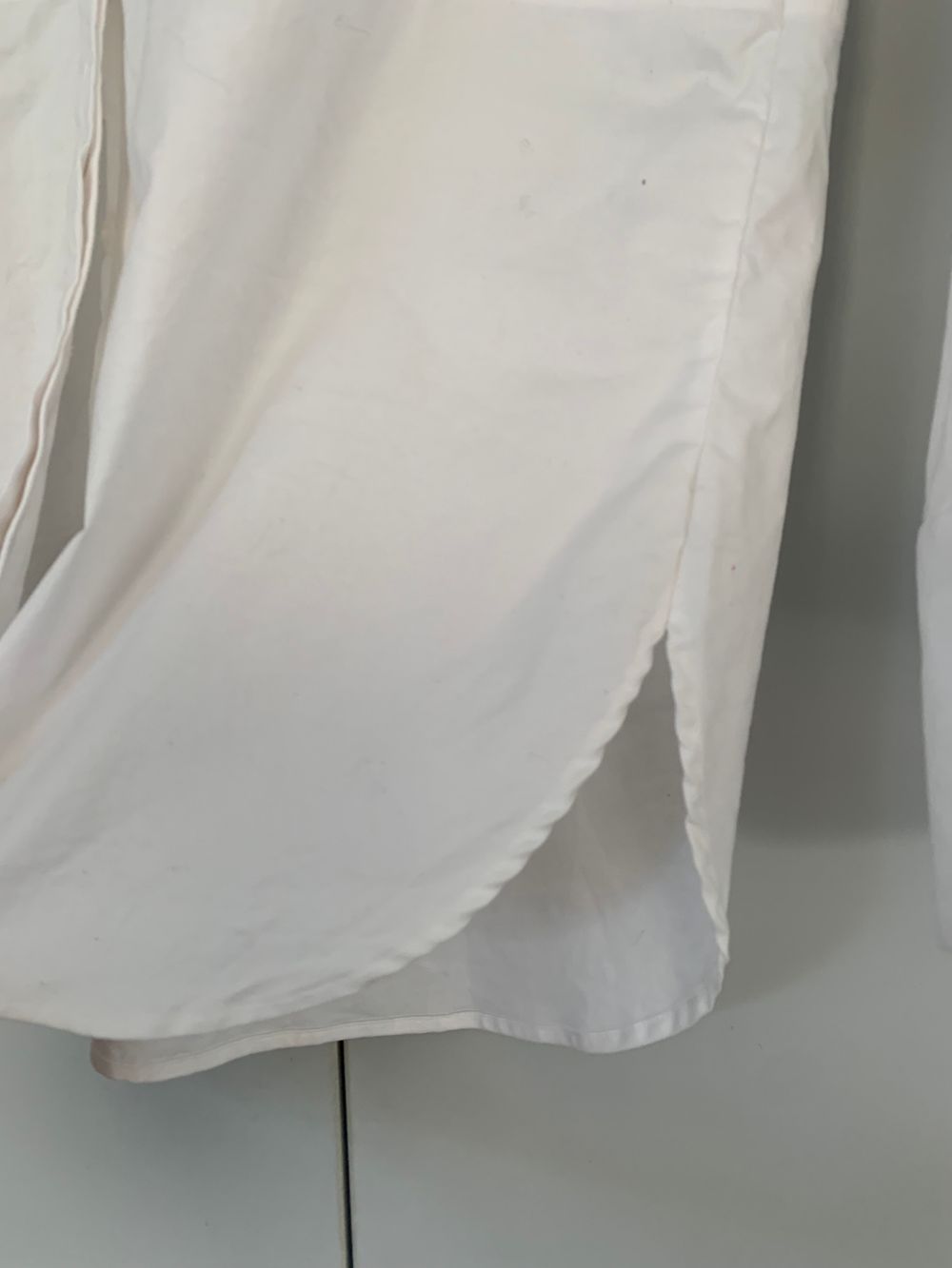 Sportscraft cotton poplin button up Shirt classic layering side split preppy chic capsule autumn image 5