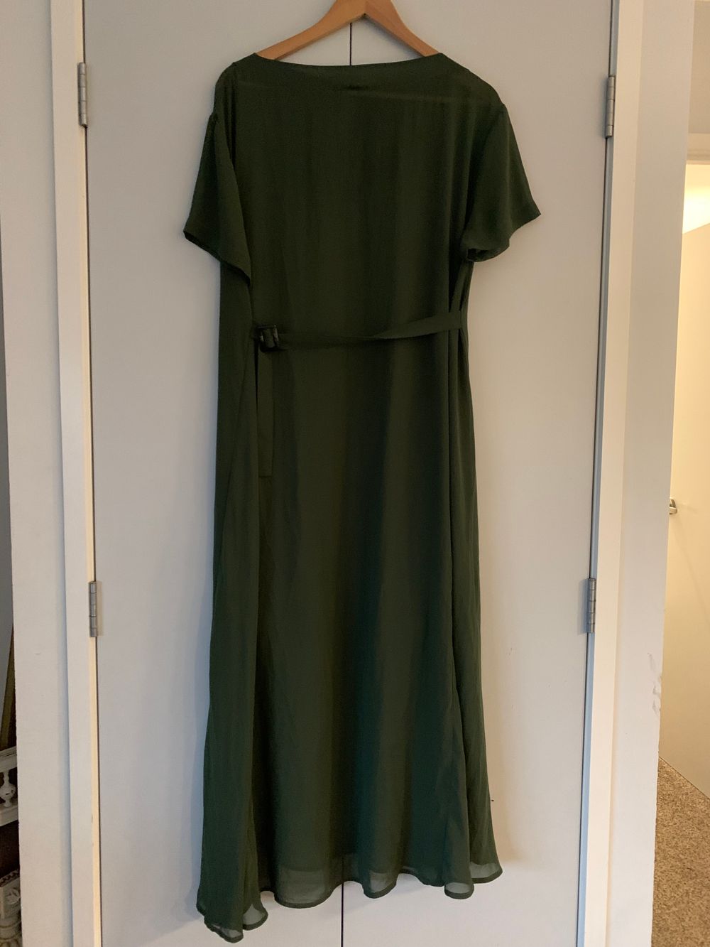 Moochi maxi dress dark green NWT 10/M chiffon classic casual chic relaxed side split sheer layer image 5