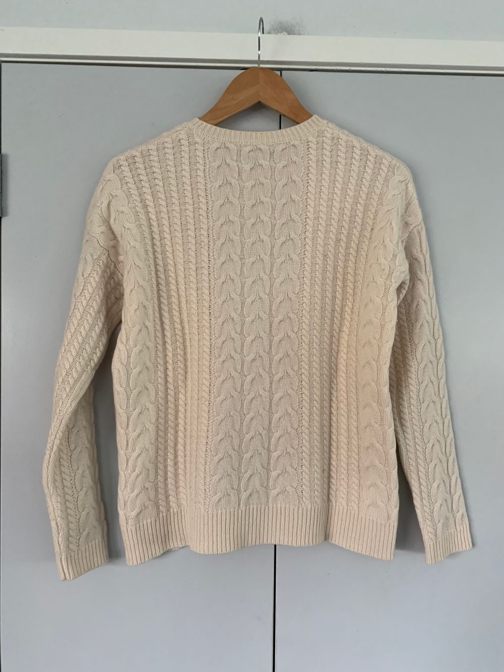 Estheme Cashmere Cream Cable Knit jumper capsule minimalist S/M image 4