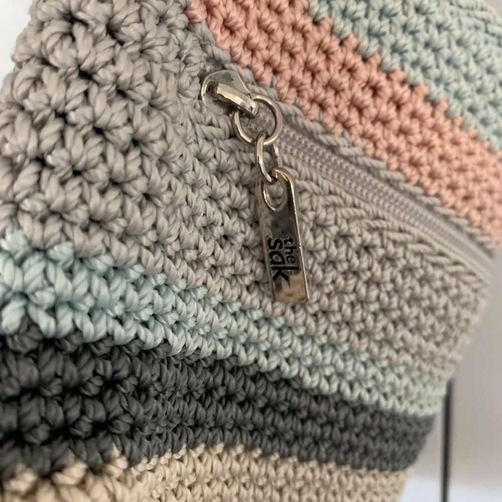 The Sak Crochet Crossbody Bag handmade grey pink image 8