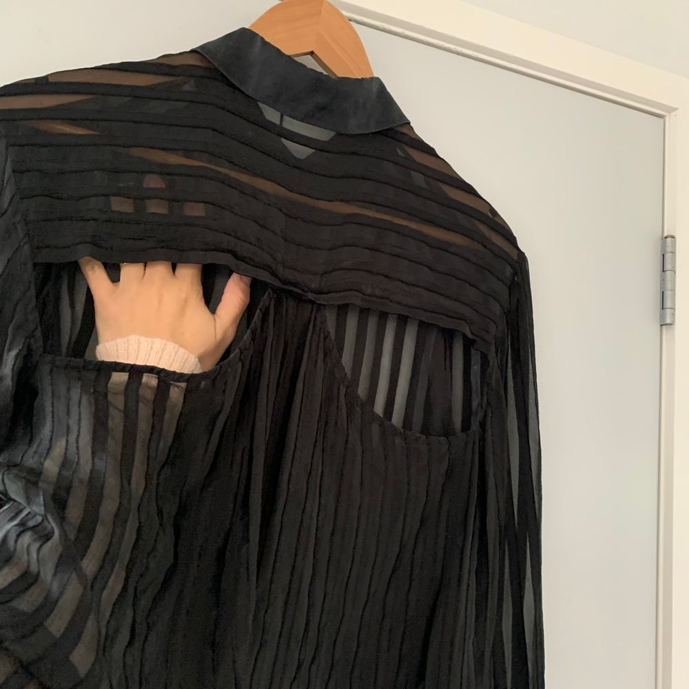 Ruby Silk sheer striped Shirt black satin key hole back S/8 image 6