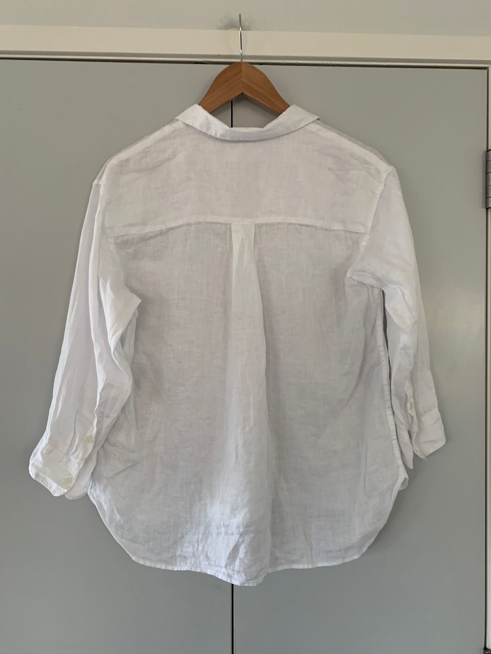 Uniqlo White Linen Shirt relaxed fit blouse S casual chic image 2