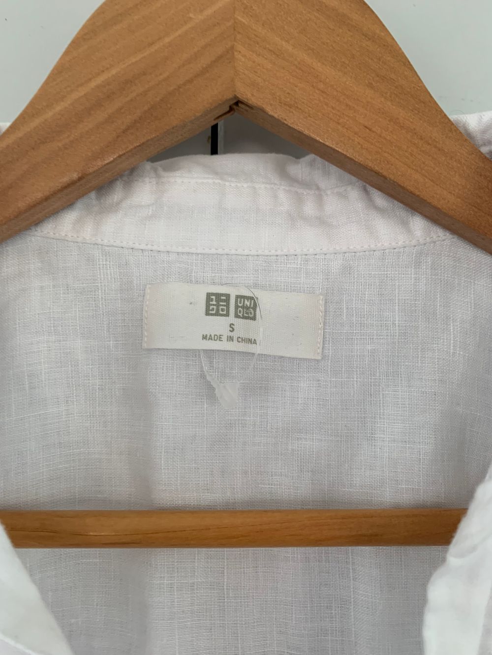 Uniqlo White Linen Shirt relaxed fit blouse S casual chic image 3