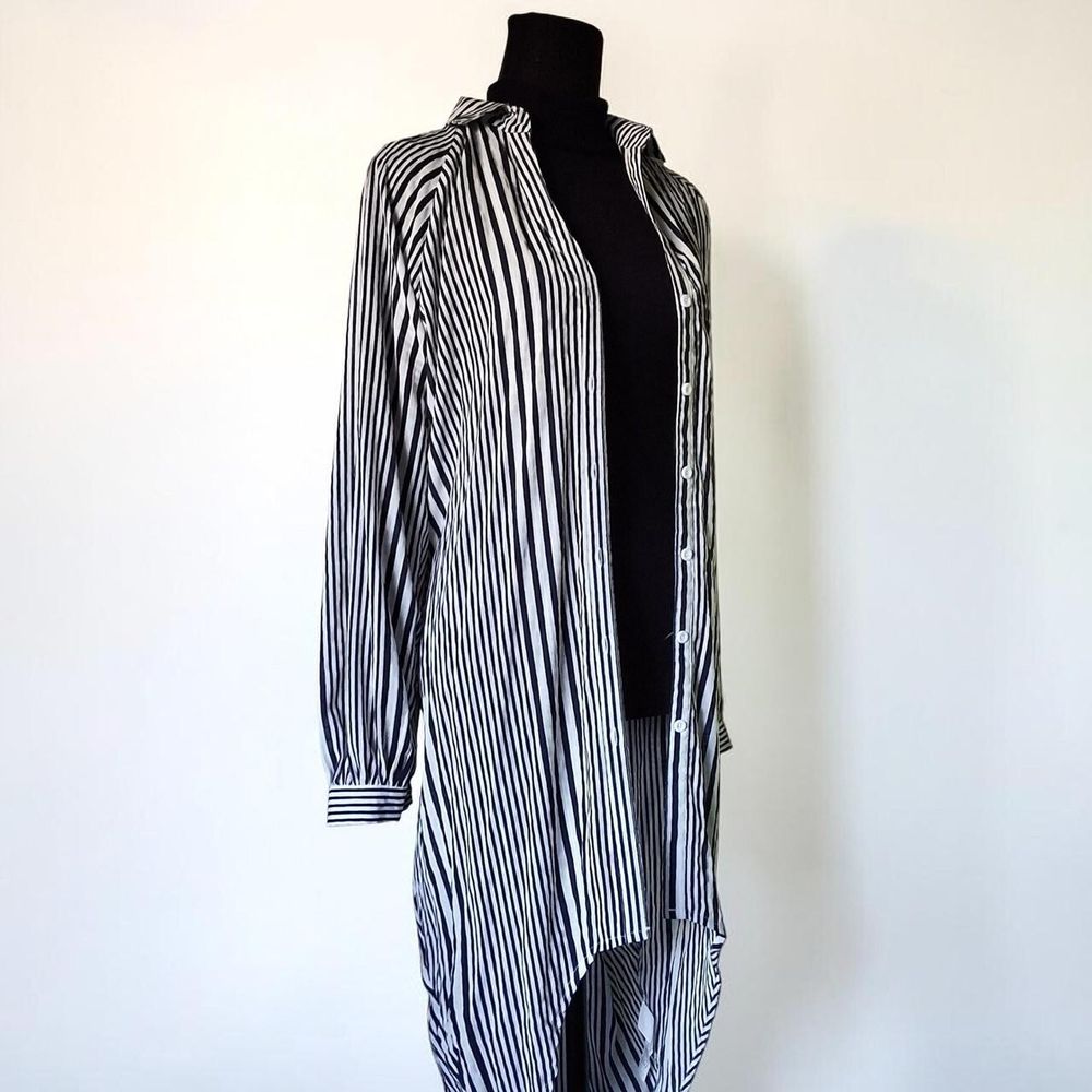Grunge Loose-fit Collared Striped Button-up Blouse Top Shirt Baggy Longsleeve Wide-Sleeve (WHITE/DARK-BLUE/BLACK)