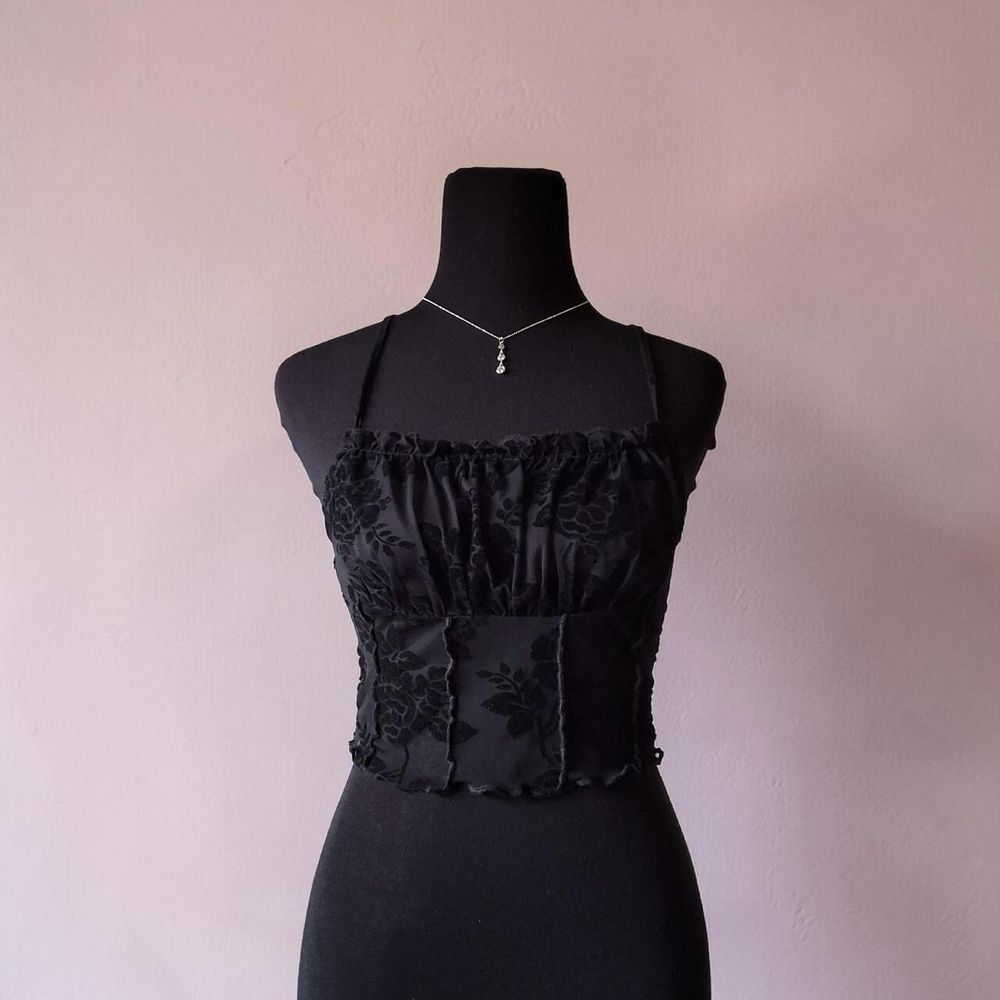 Sexy Grunge Goth Whismygoth Floral Pattern Flowers Y2K Mesh Lace Seethrough Singlet Shirt Crop Top Party (BLACK)