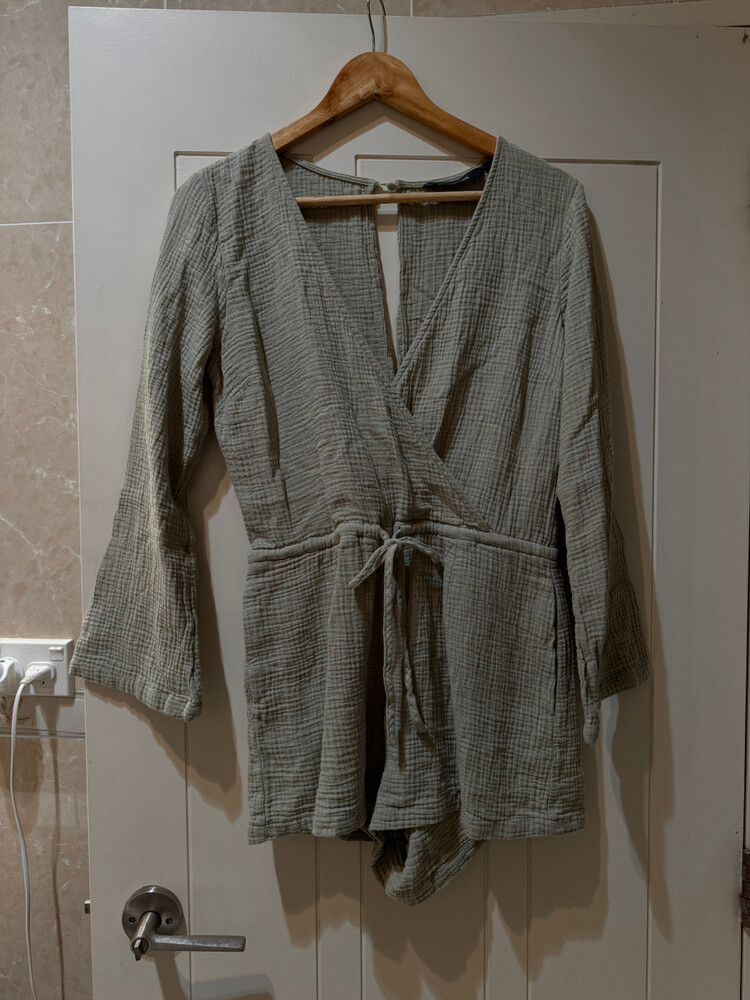 Glassons Waffle Type Playsuit Size 10 Light Green