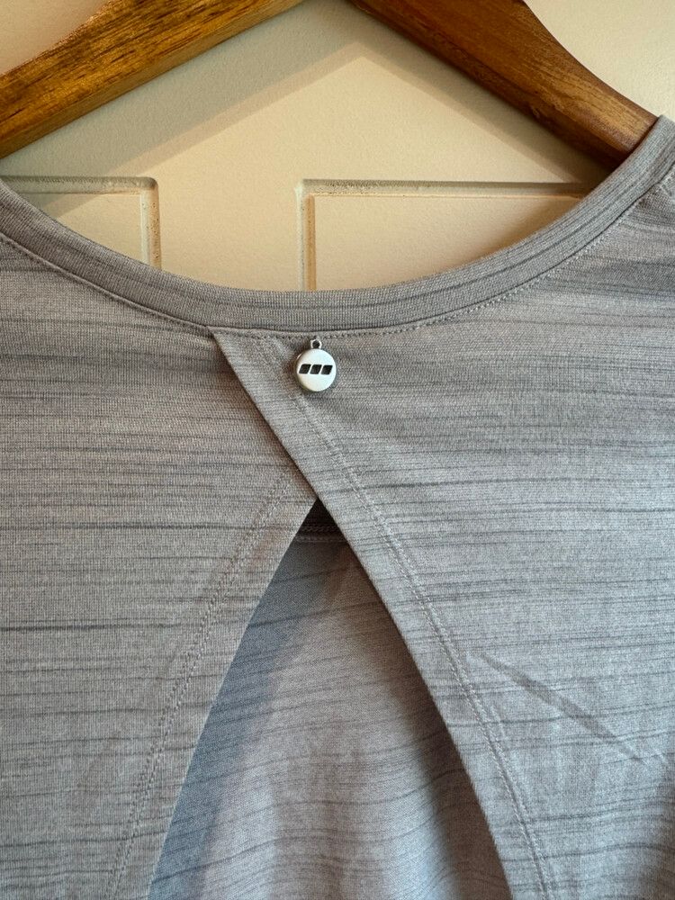 Brand New Without Tags Lorna Jane Active Long sleeve Grey Top Best Fit 12