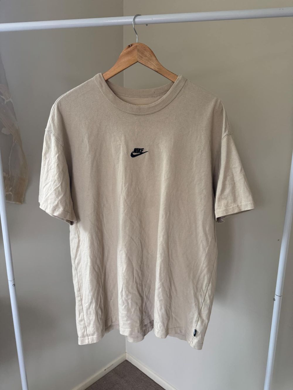 Nike Beige Top - L
