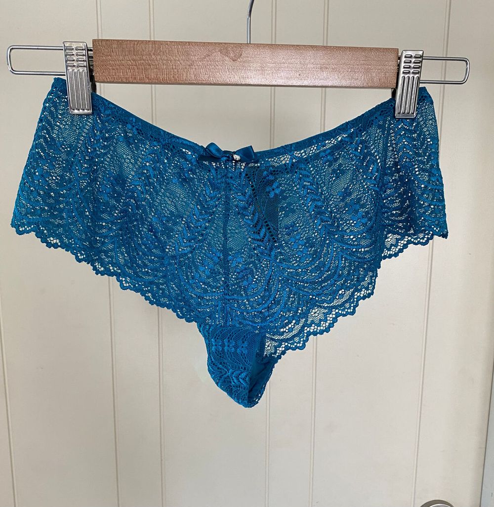 Heidi Klum Blue Lacy Underwear - M