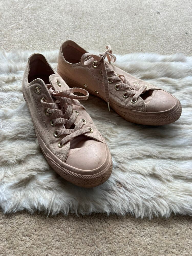 Converse Salmon/pink Flat Shoes - US8