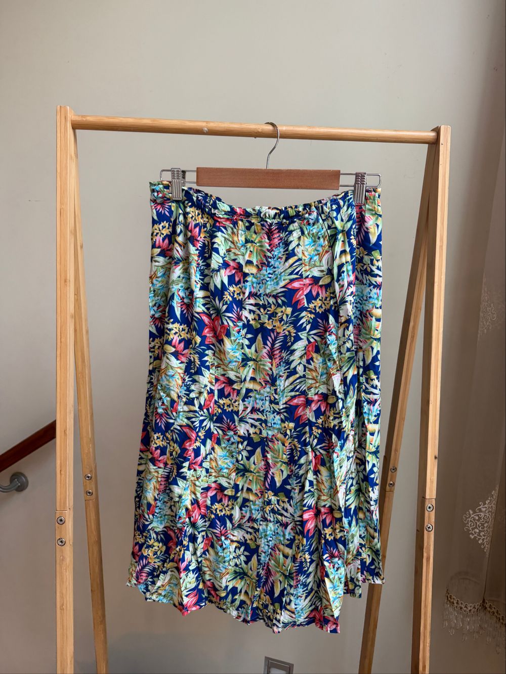 Nelly Blue Tropical Print Midi Skirt