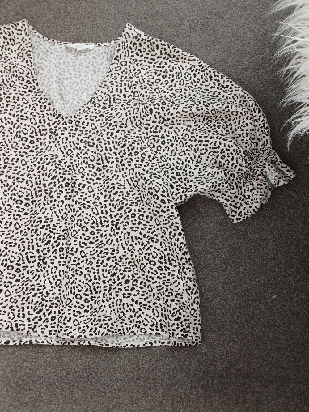 NEW 100% Linen Top