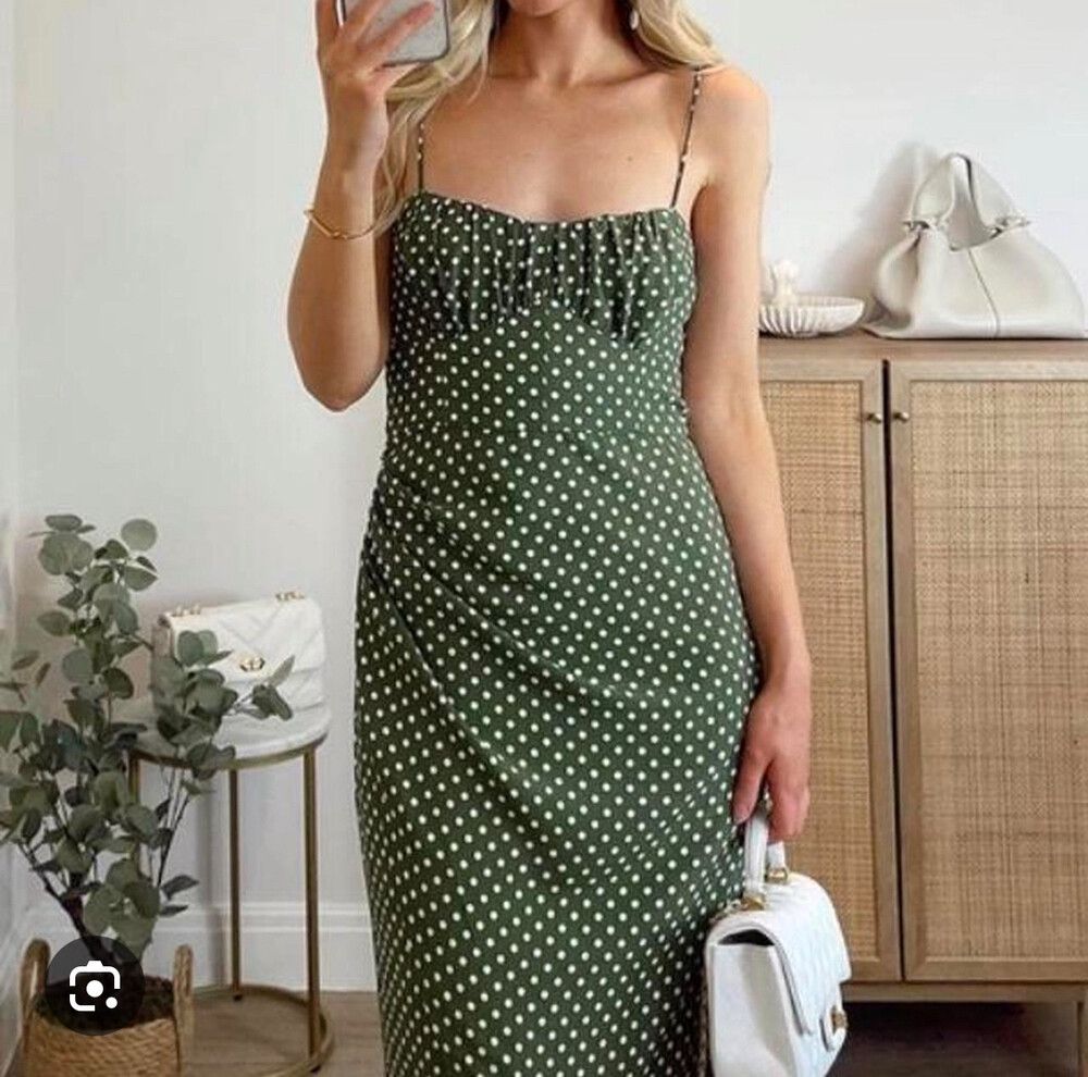 Zara - Zara Green and White Polka Dot Dress on Designer Wardrobe Zara - Zara Green and White Polka Dot Dress on Designer Wardrobe
