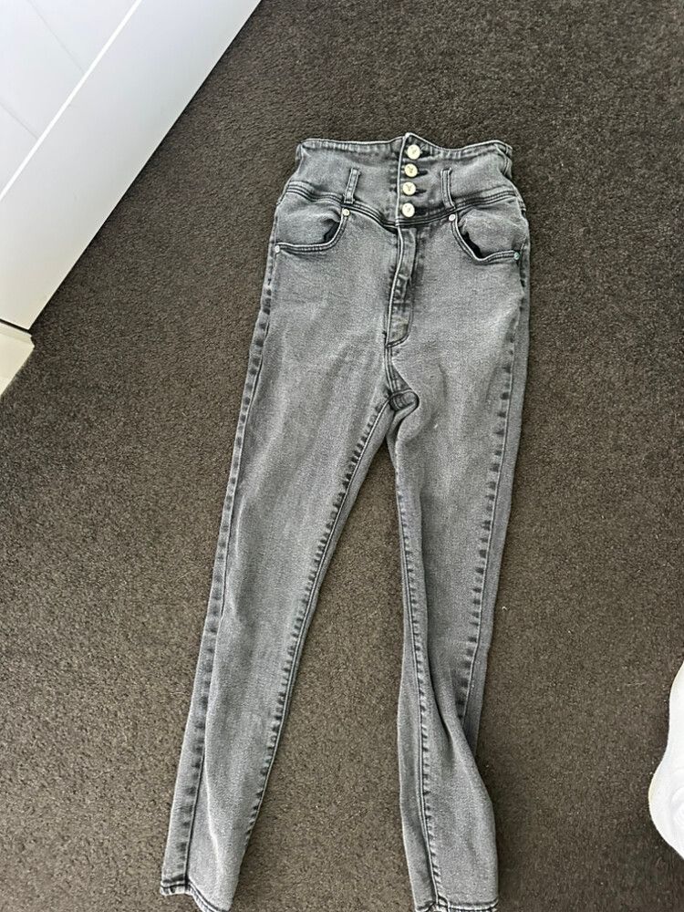 High Waisted jeans