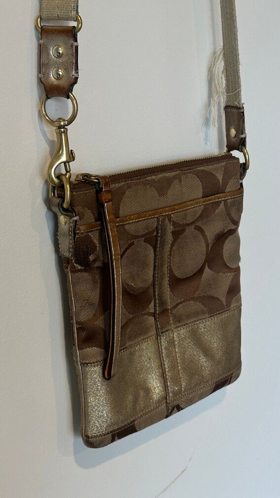 Genuine Coach Signature Crossbody Bag