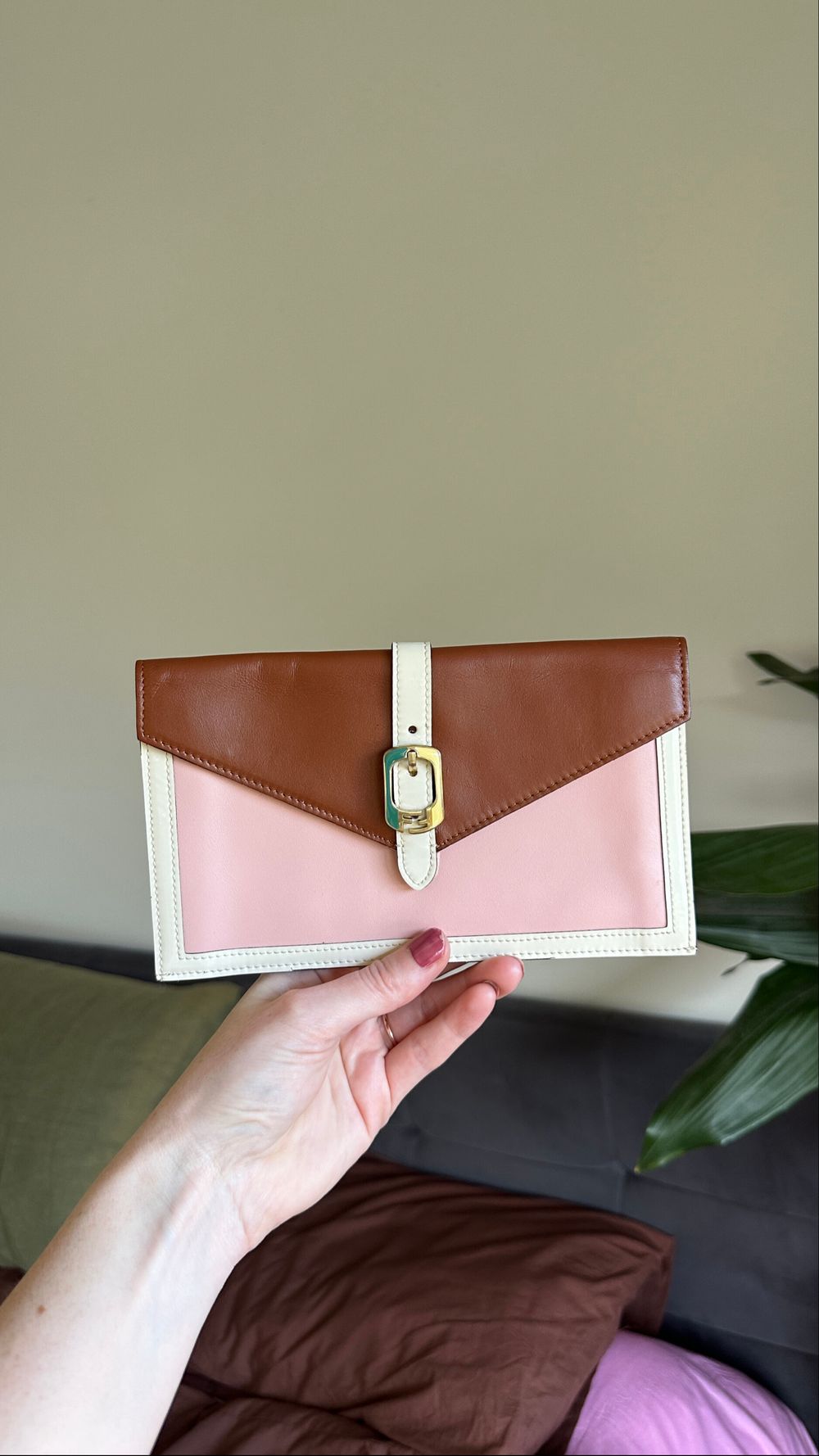 The Cutest Fendi 2014 Envelope Clutch