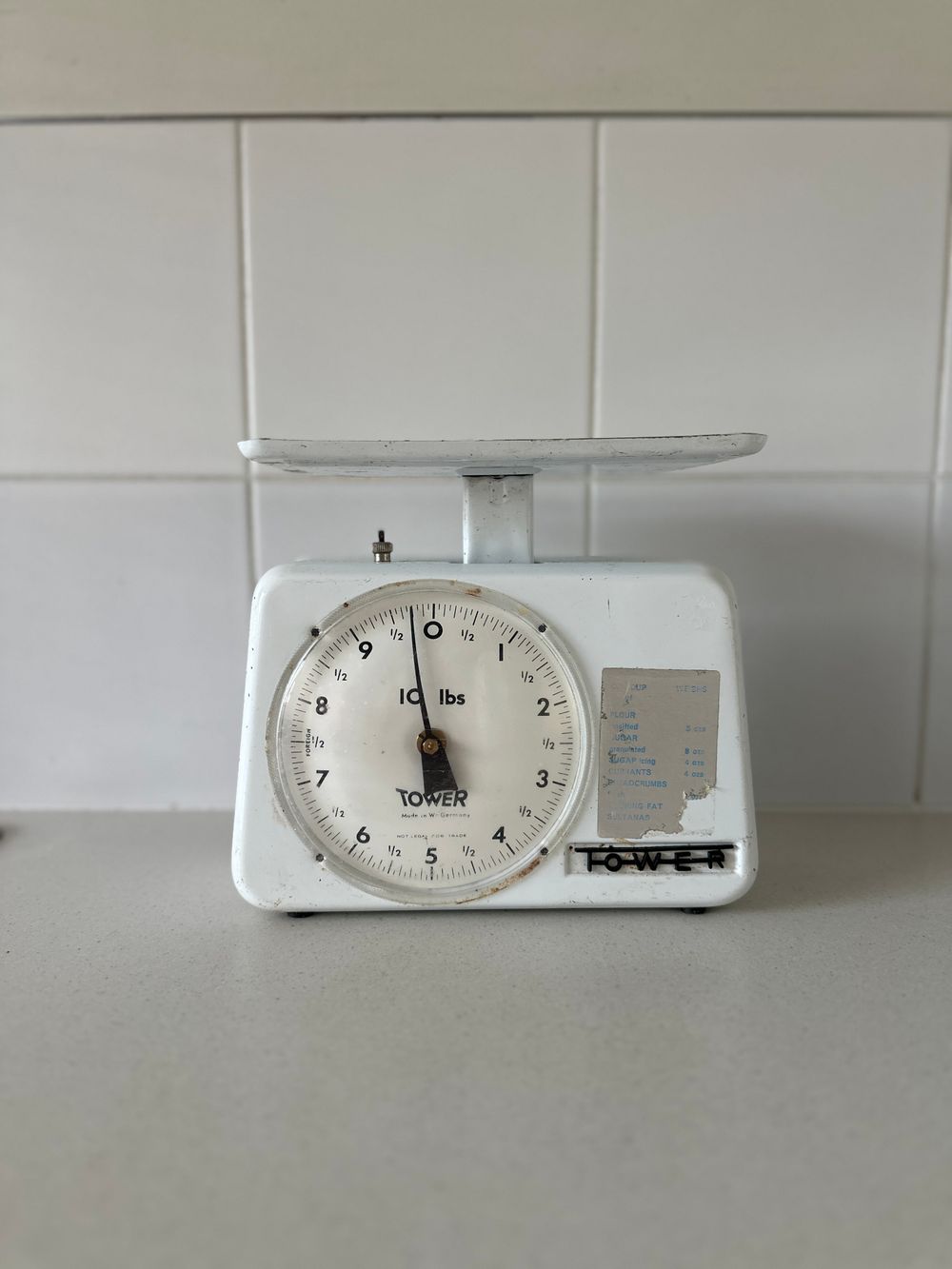 Vintage 1960’s Measuring Scales