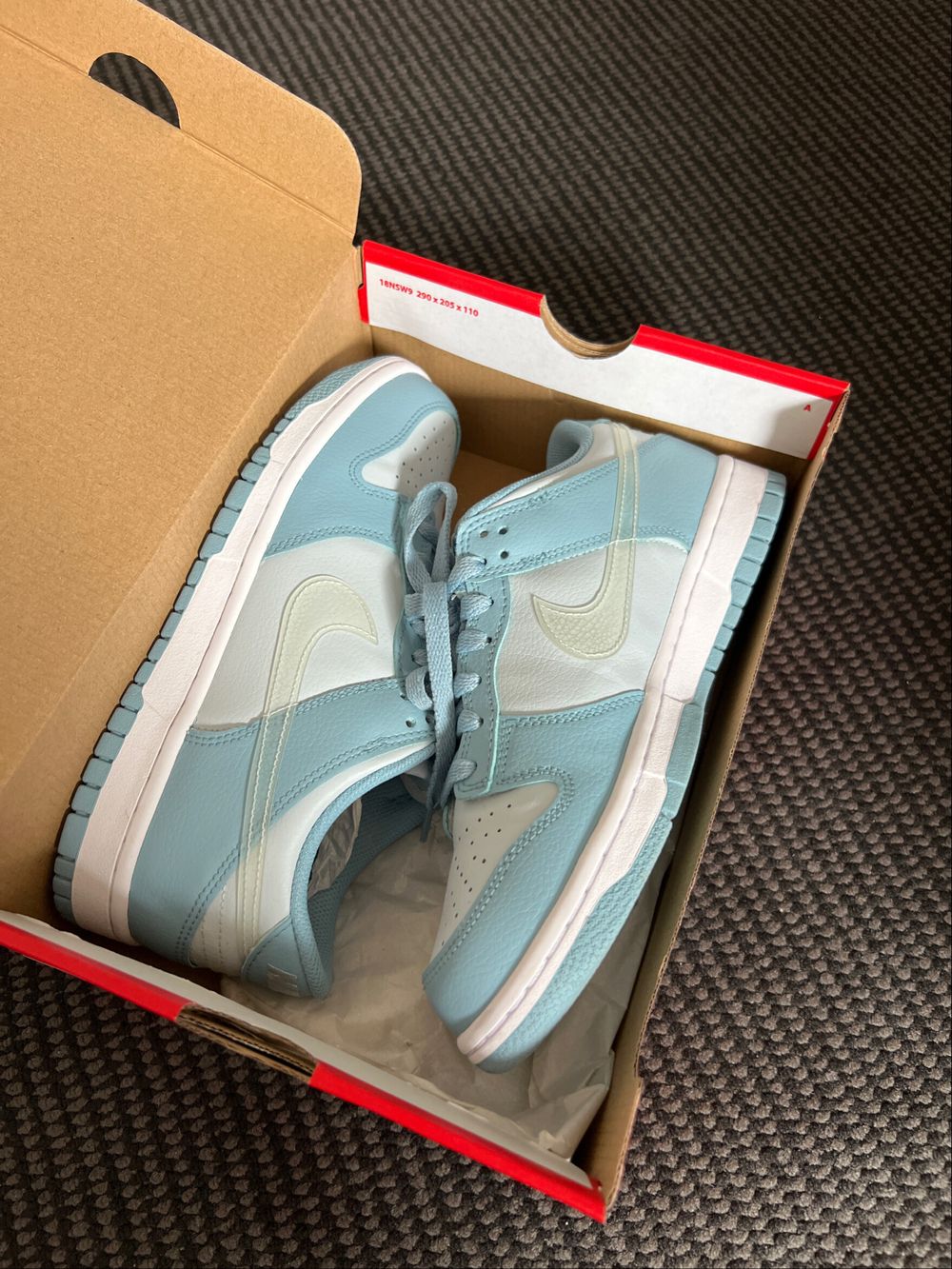 NIKE DUNK LOW CLEAR BLUE SWOOSH GRADE SCHOOL