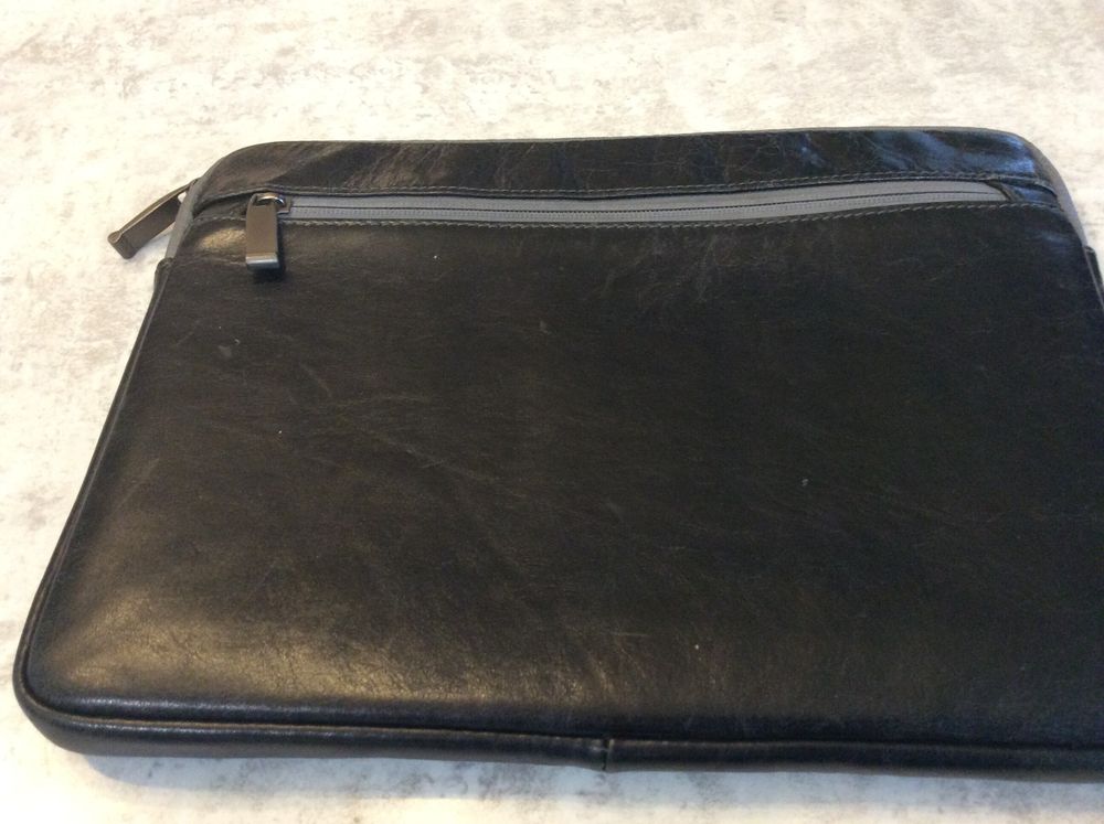 QUALITY LEATHER BLACK 13" Black Laptop Case