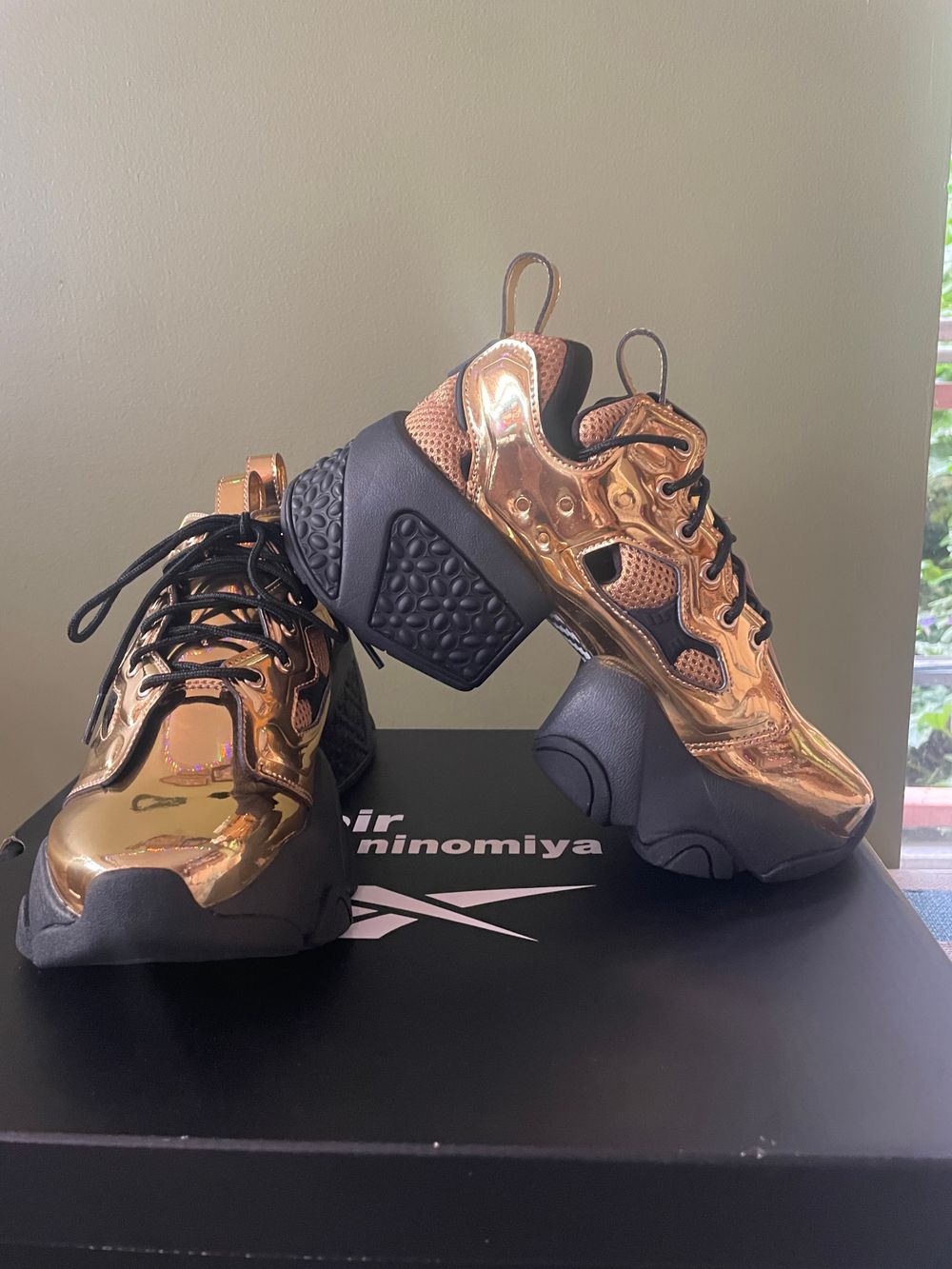 NOIR KEI NINOMIYA x Comme des Garçons x Reebok cut-out platform sneakers