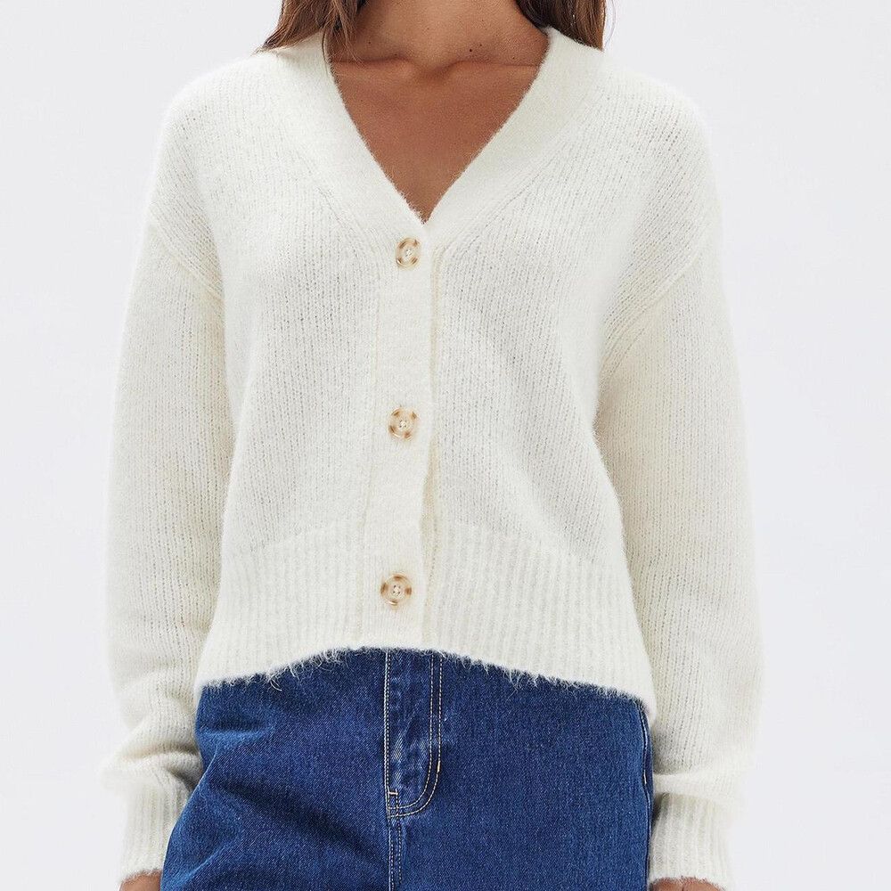 Assembly Label Evi Cardigan