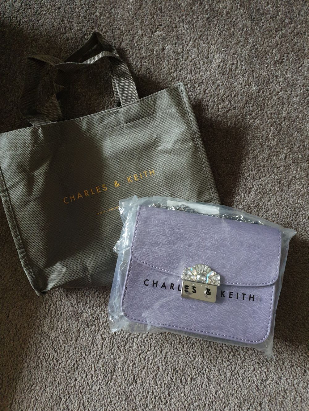 Charles & Keith chain strap lilac crossbody bag