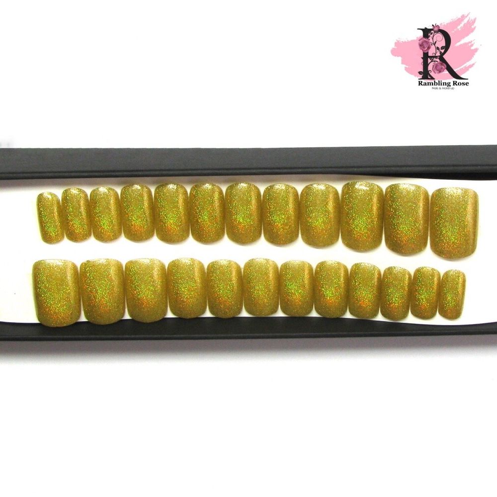 Holographic Gold Press On Nails