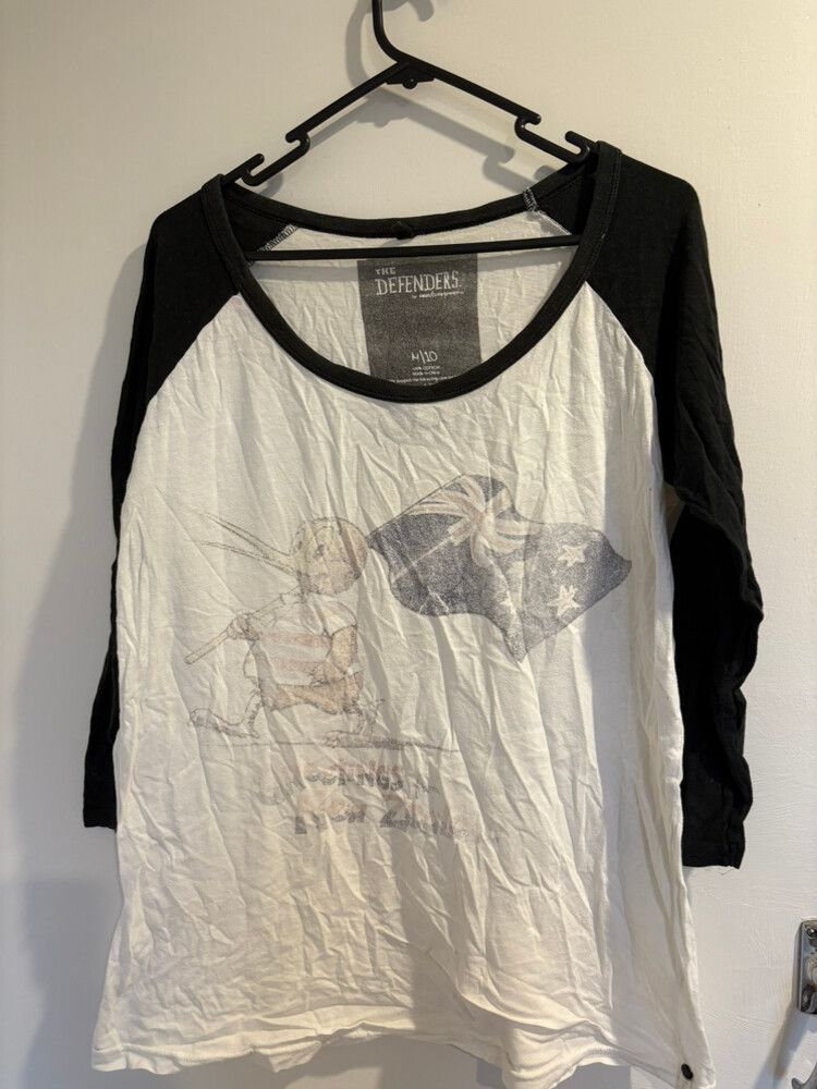 Kiwi vintage Raglan 3/4 sleeve Black and White Top