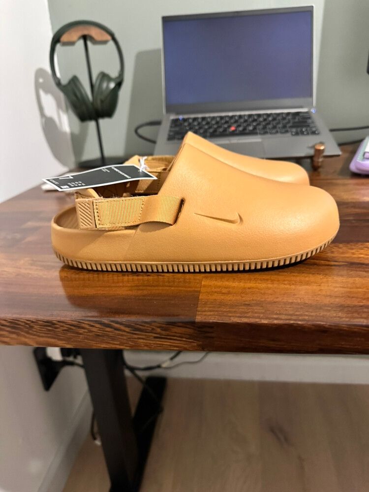 Nike calm Mule