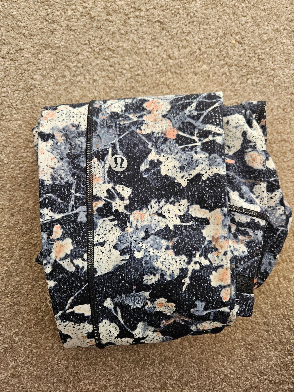 Lululemon tights