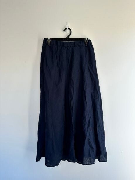 Country Road Navy Linen Midi Skirt
