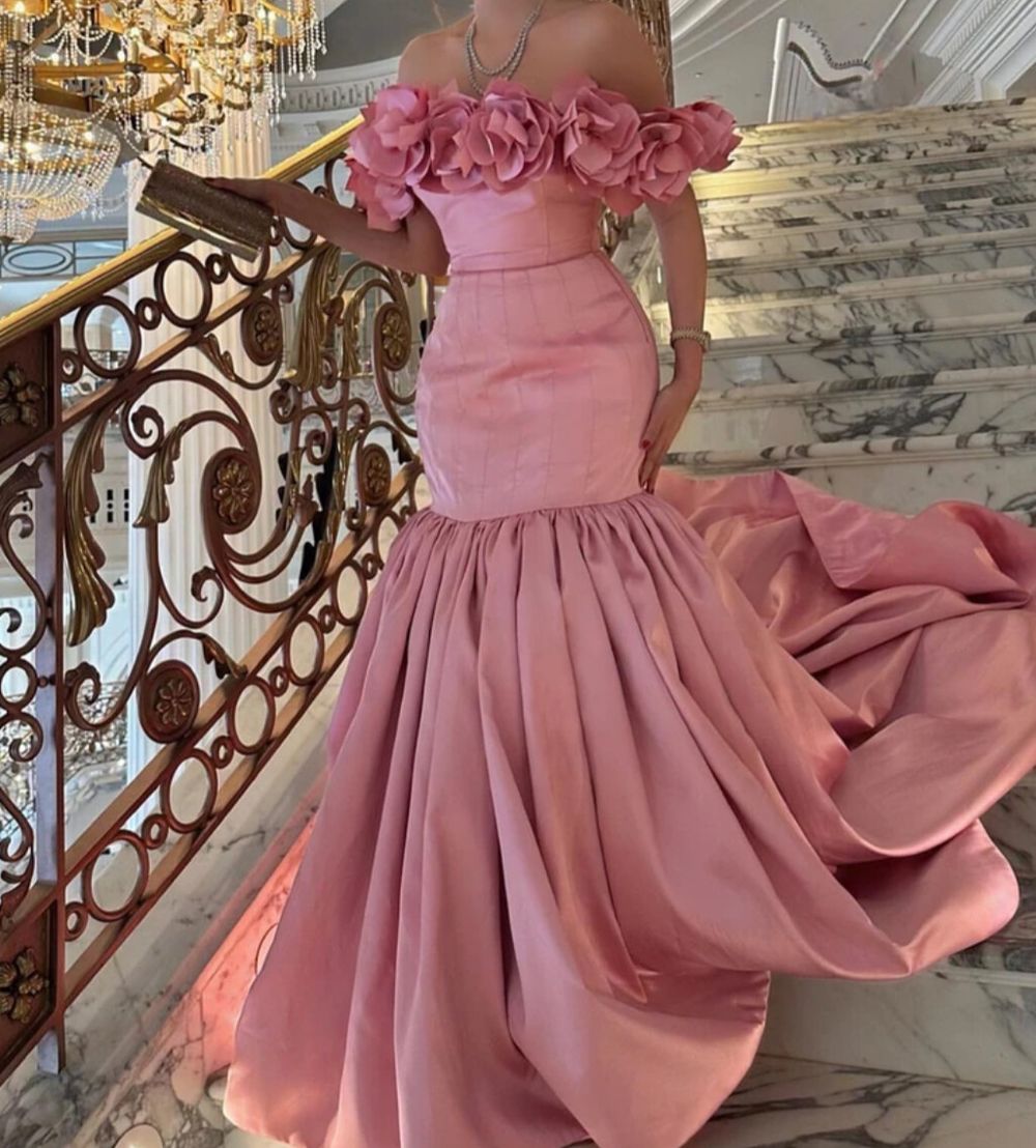 Silk bodycon mermaid formal dress.