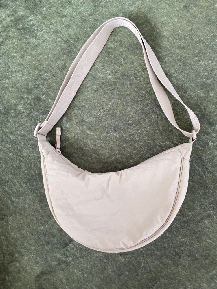 Uniqlo side bag