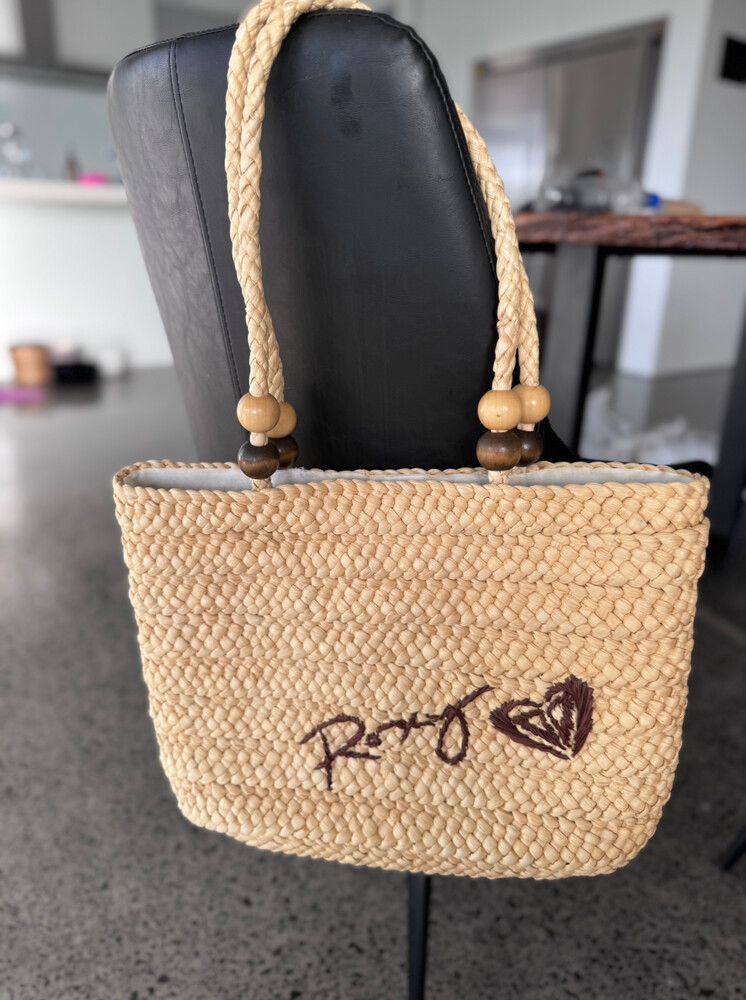 Roxy Straw Bag