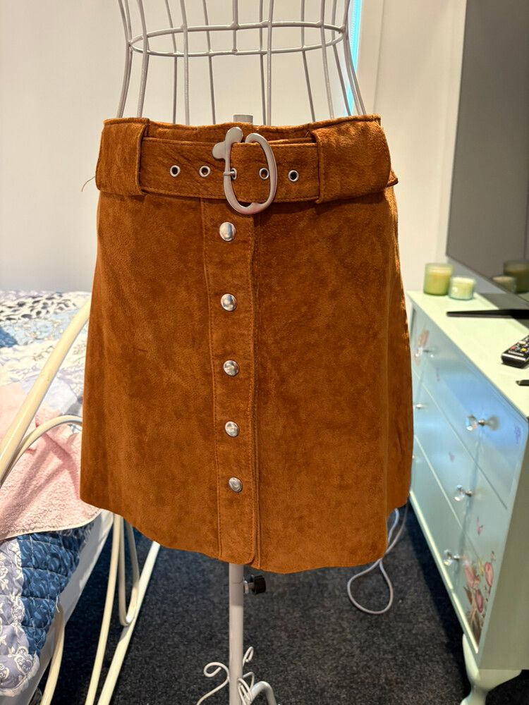 suede Button-up  Skirt
