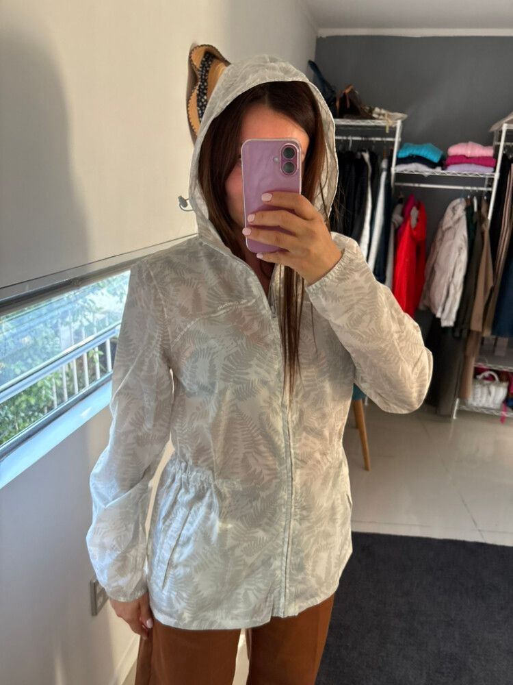 ☔️ Quechua Rain Jacket