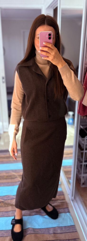 ANGORA WOOL Narciso Rodriguez Brown Knit Vest and Skirt Set