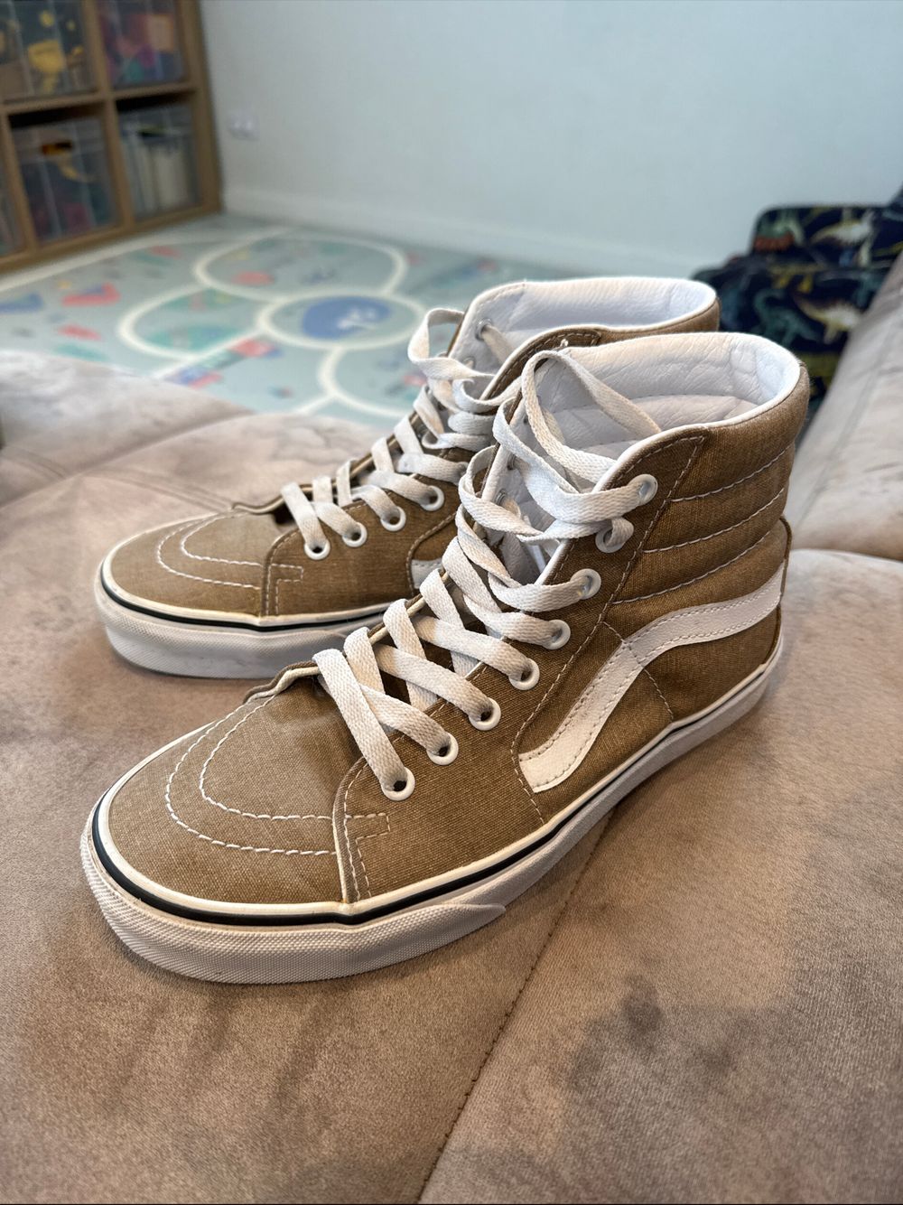 Vans Hi Top Sneakers