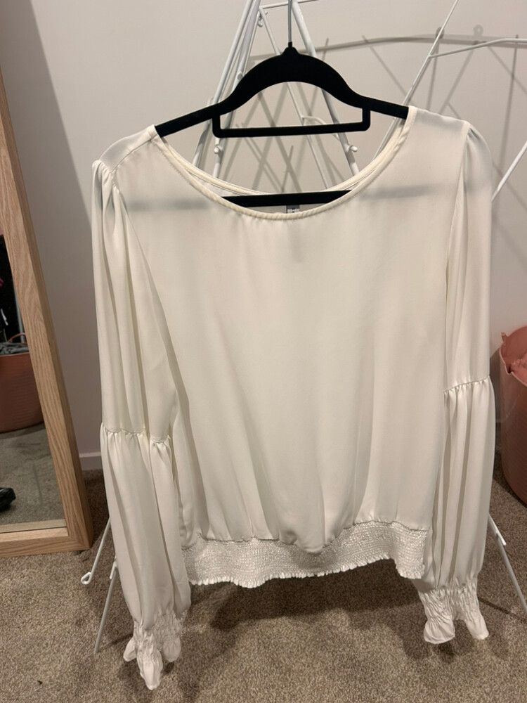 Seeking Lola. Cream Long Sleeve Blouse