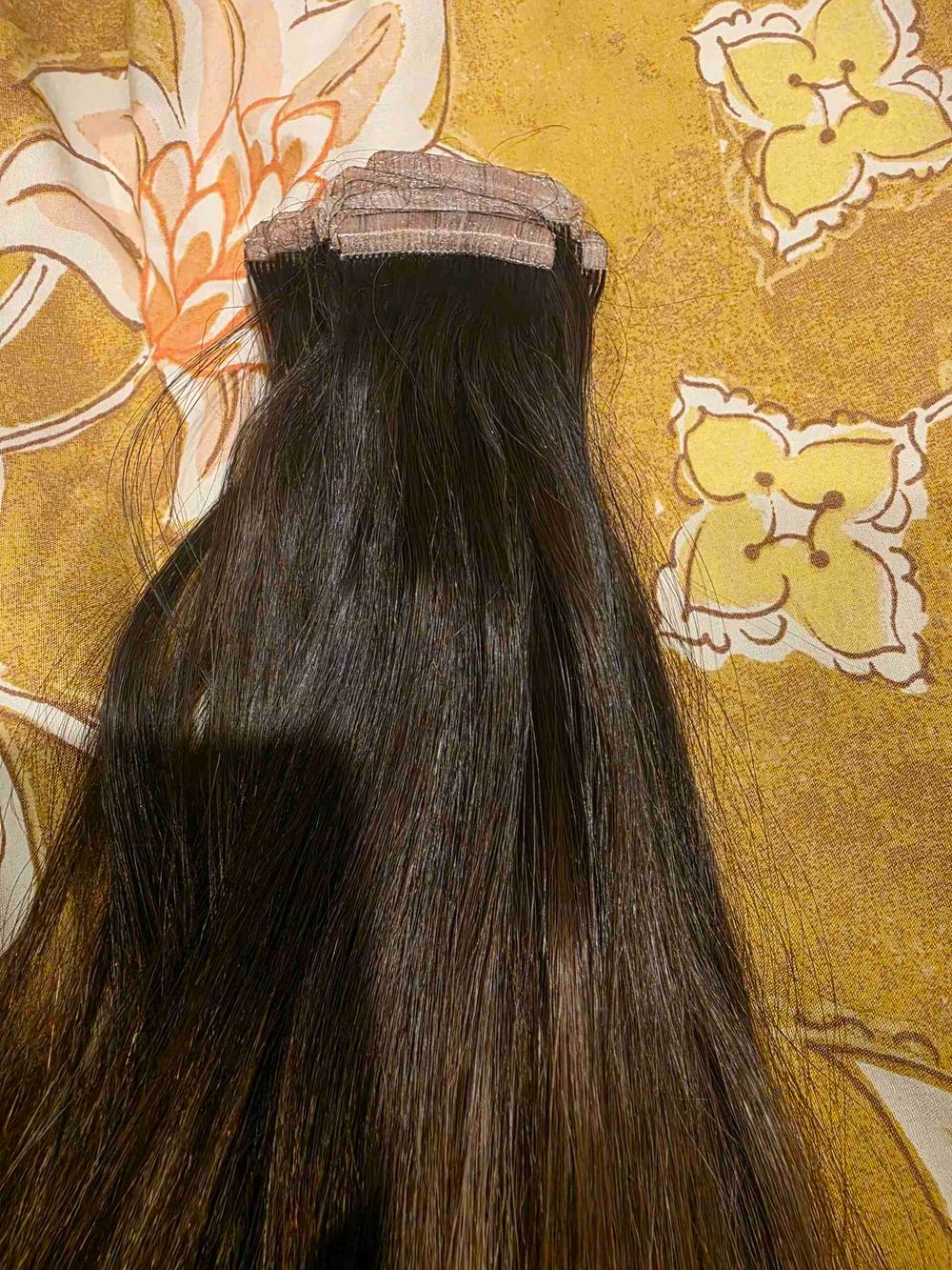 tape in hair extentions. 66 grams and 26 pieces